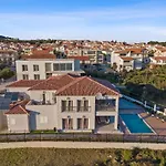 Carolus-luxurious Dalmatia Villa *