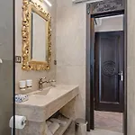 Carolus-luxurious Dalmatia