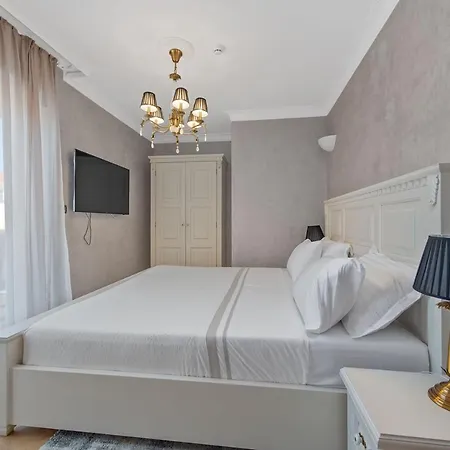 Villa Carolus-luxurious Dalmatia