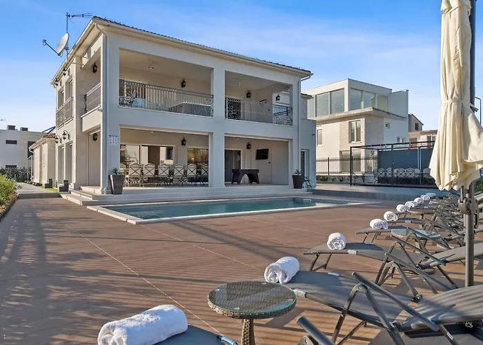 Villa Carolus-luxurious Dalmatia