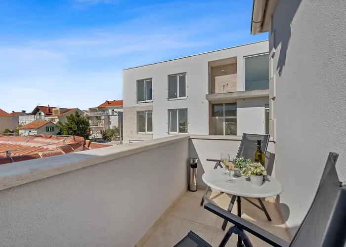 Carolus-luxurious Dalmatia Vodice