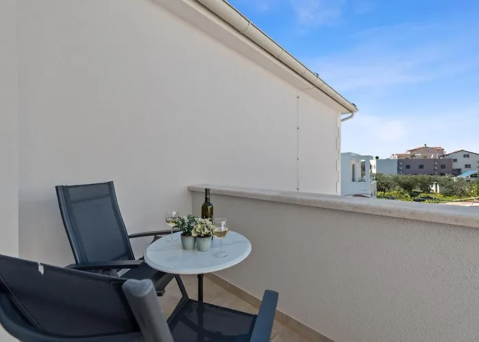 Carolus-luxurious Dalmatia